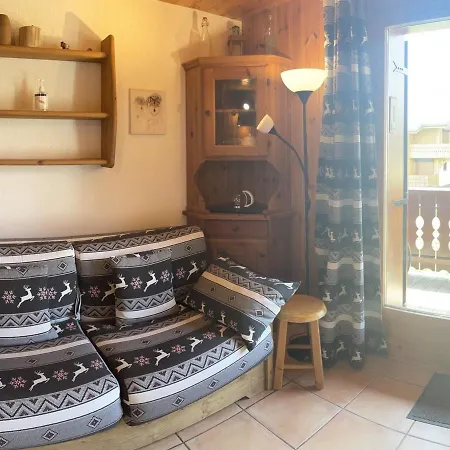 Hauteluce: Apt 3 Pieces, 4-6 Pers, Balcon, Ski, Tv, Lave-vaisselle - Fr-1-293-355 *