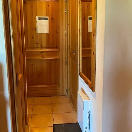 Apartment Hauteluce: Apt 3 Pieces, 4-6 Pers, Balcon, Ski, Tv, Lave-vaisselle - Fr-1-293-355 Hauteluce